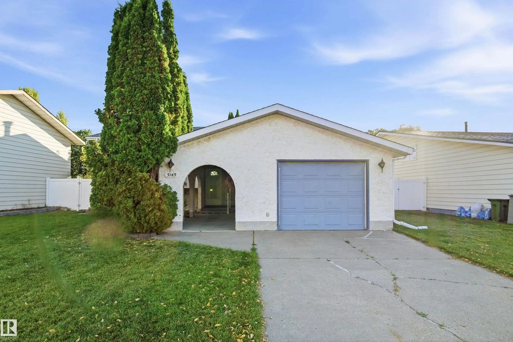 3143 78 St, Edmonton