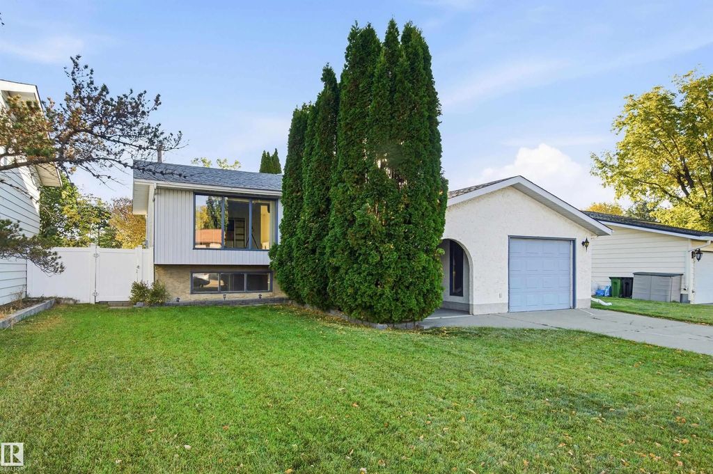 3143 78 St Nw, Edmonton