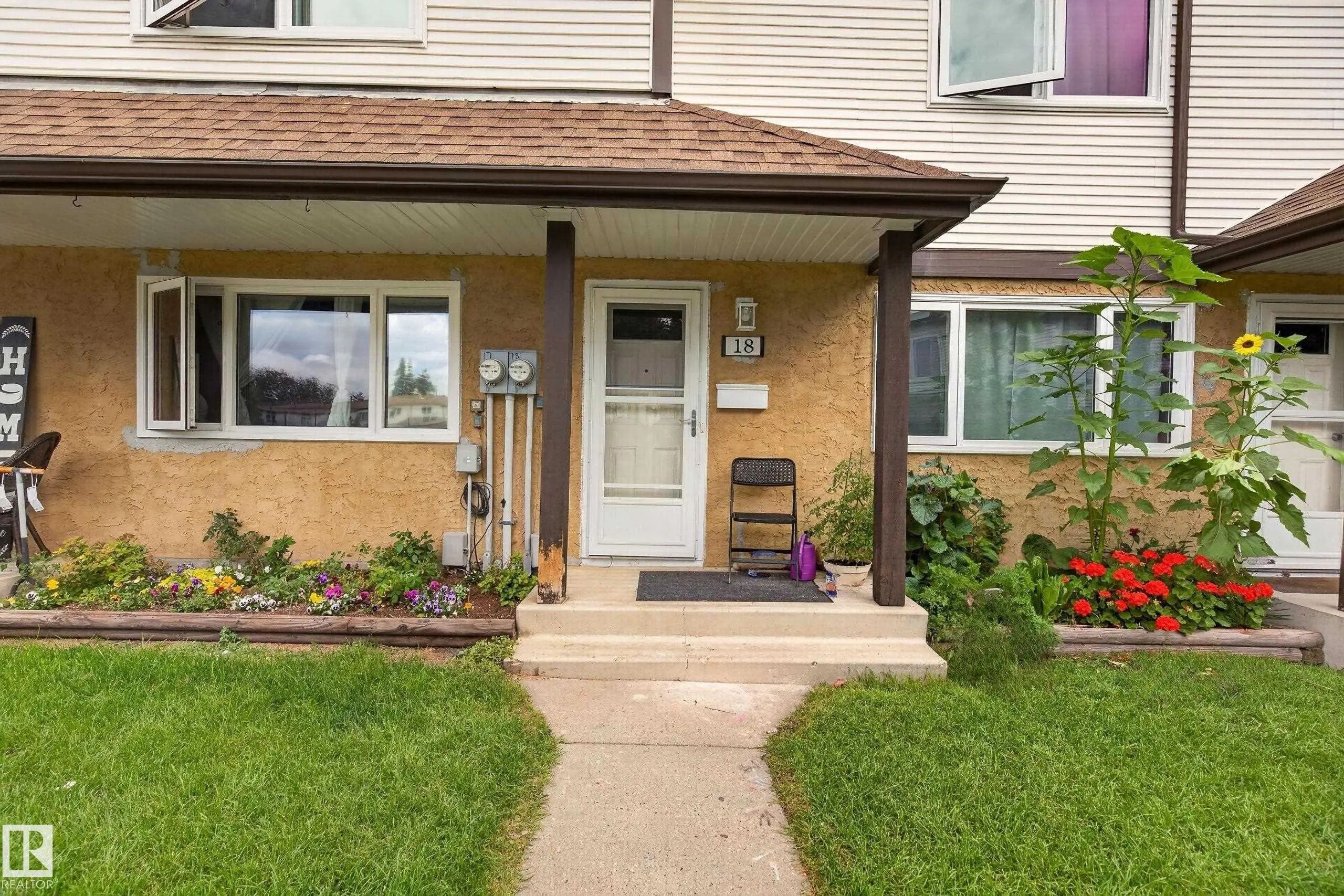 18 14511 52 Street, Edmonton
