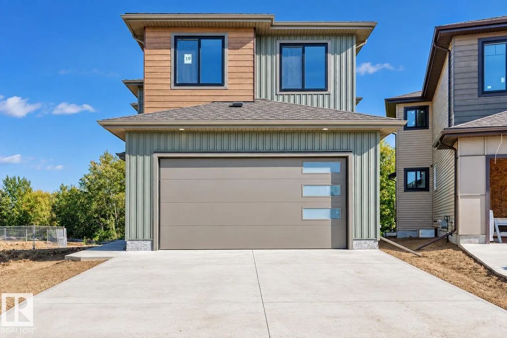 19 Tuplet Bay, Spruce Grove
