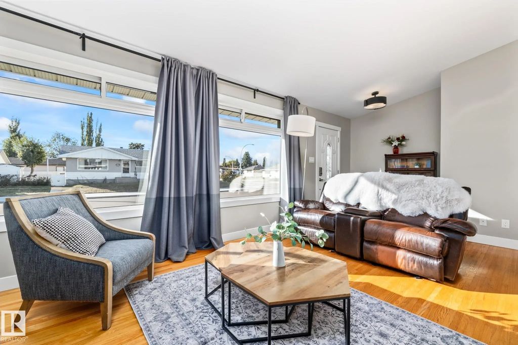 9107 58 Street, Edmonton