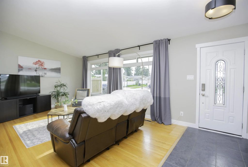 9107 58 Street, Edmonton