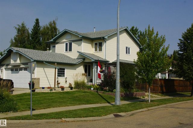 25 Hansen Close, St. Albert