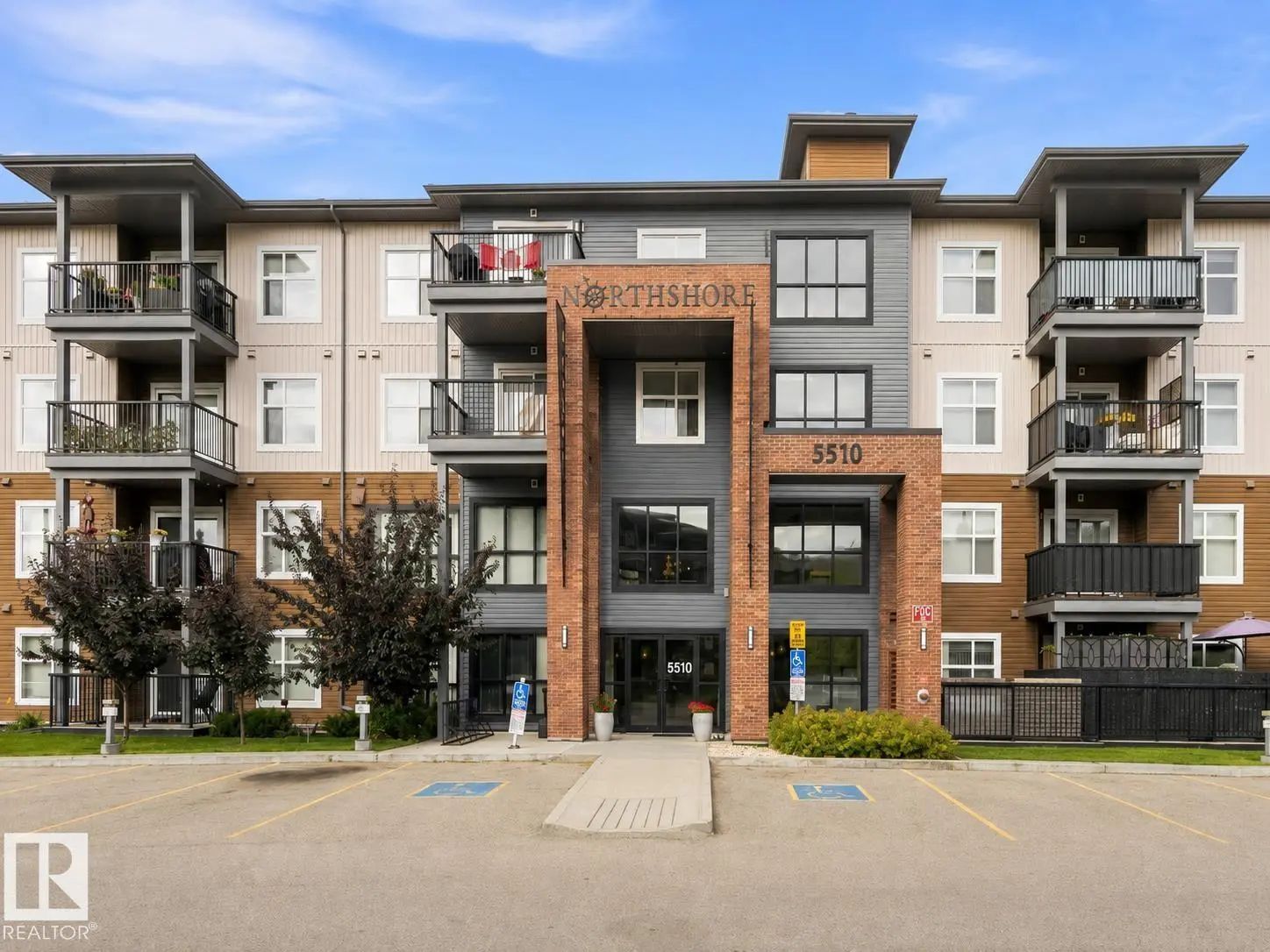 Photo for MLS®# E4505065 - home for sale at 414 5510 Schonsee Drive Northwest, Schonsee, Edmonton AB