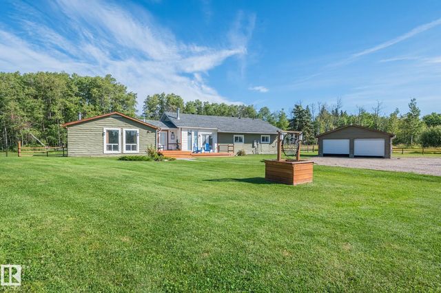 Photo for MLS®# E4508381 - home for sale at 21508 Wye Road, None, Rural Strathcona County AB