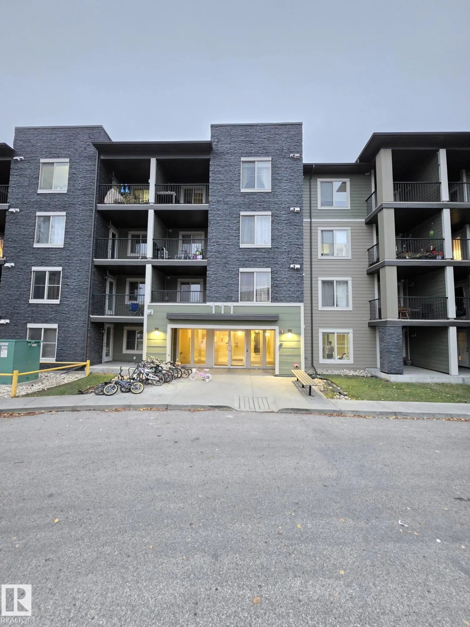 Photo for MLS®# E4512729 - home for sale at 206 111 Watt Common Southwest, Walker, Edmonton AB