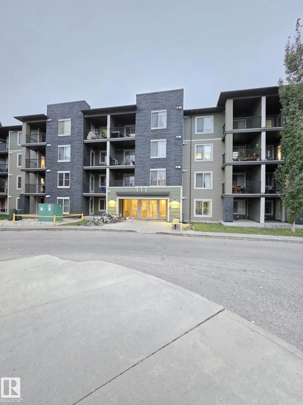 206 111 Watt Common Sw, Edmonton Property Listing: MLS® #E4512729