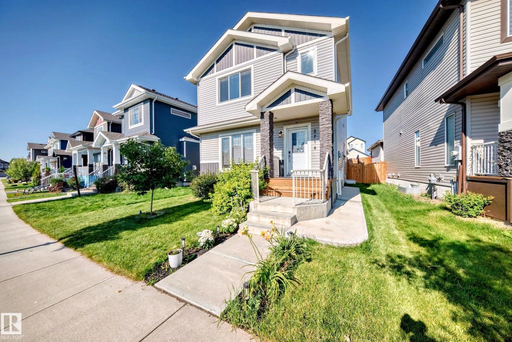 2716 11 Street, Edmonton