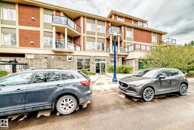 211 9750 94 Street Nw, Edmonton