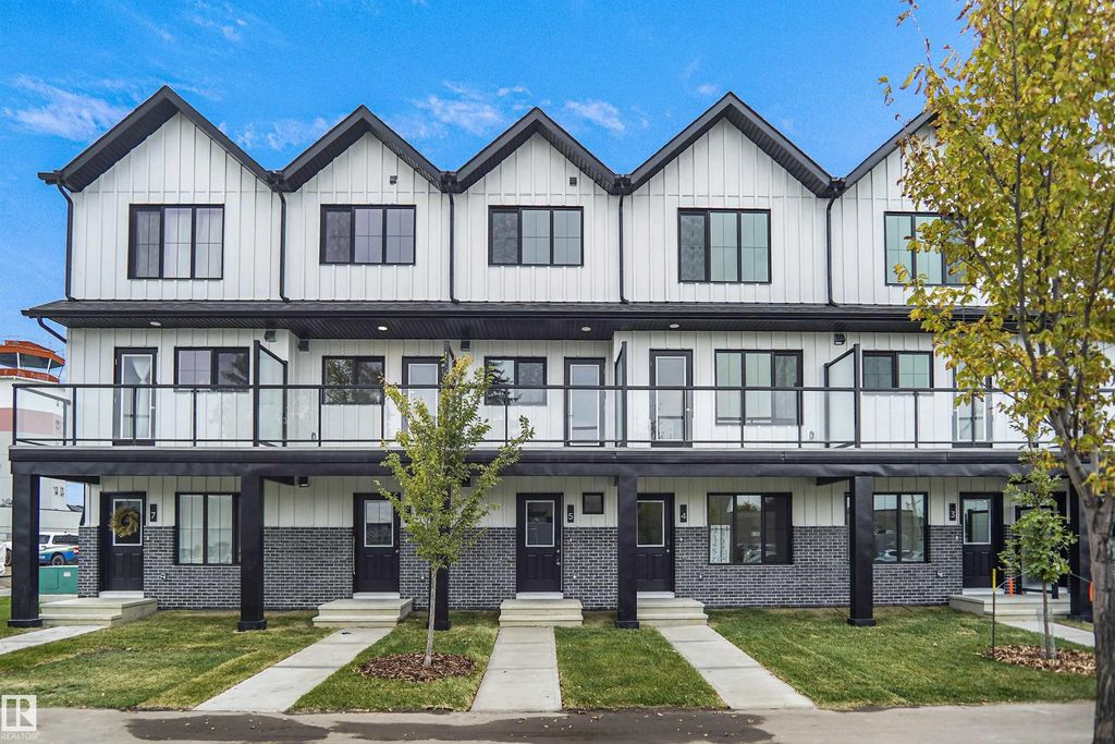 5 29 Airport Road, Edmonton