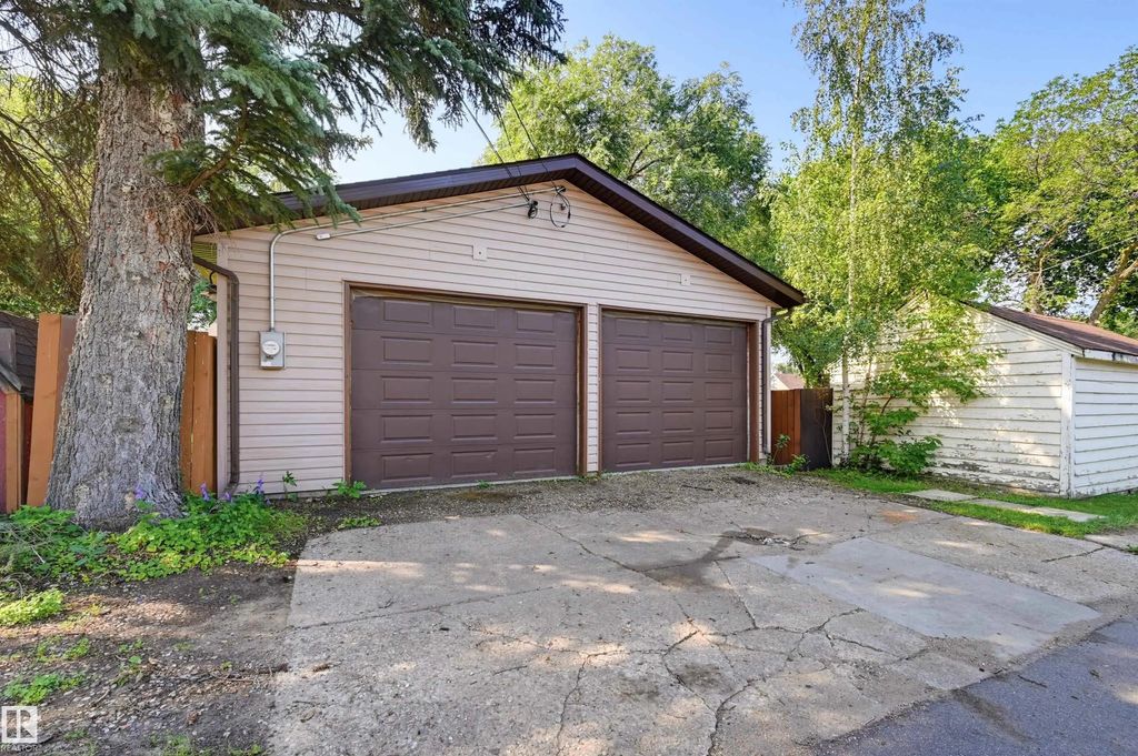 7754 80 Avenue, Edmonton
