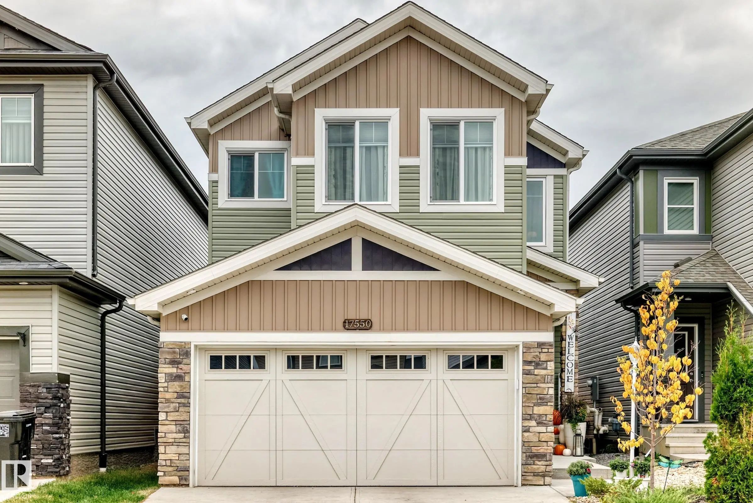 Photo for MLS®# E4510841 - home for sale at 17550 63a Street Northwest, McConachie Area, Edmonton AB