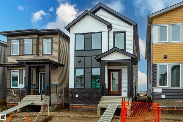 715 30 Street Sw, Edmonton