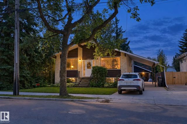 10807 54 Avenue Nw, Edmonton