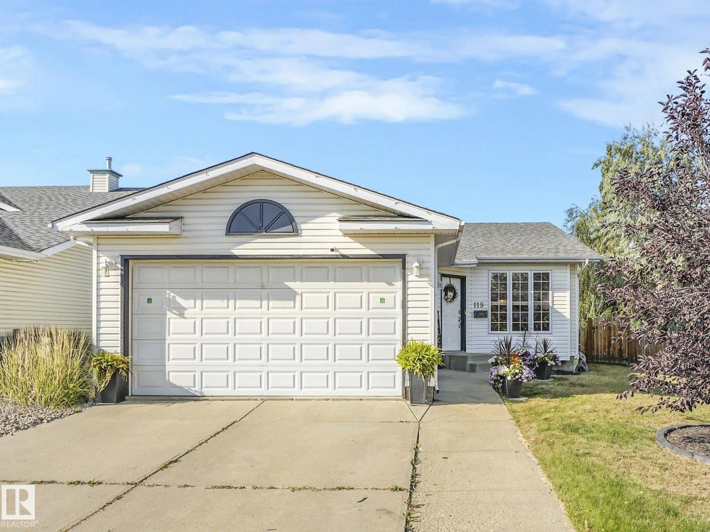 119 Deer Ridge Drive, St. Albert