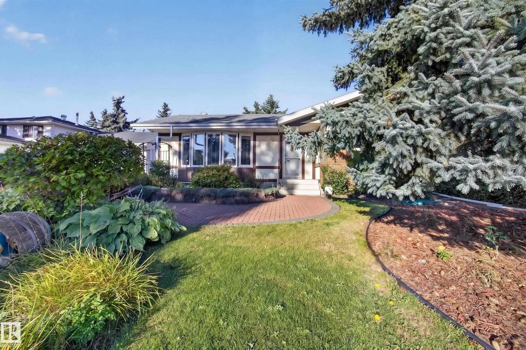 3918 103b Street, Edmonton
