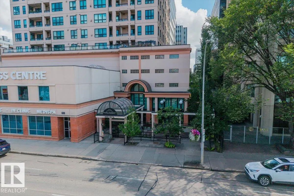 704 9939 109 Street, Edmonton