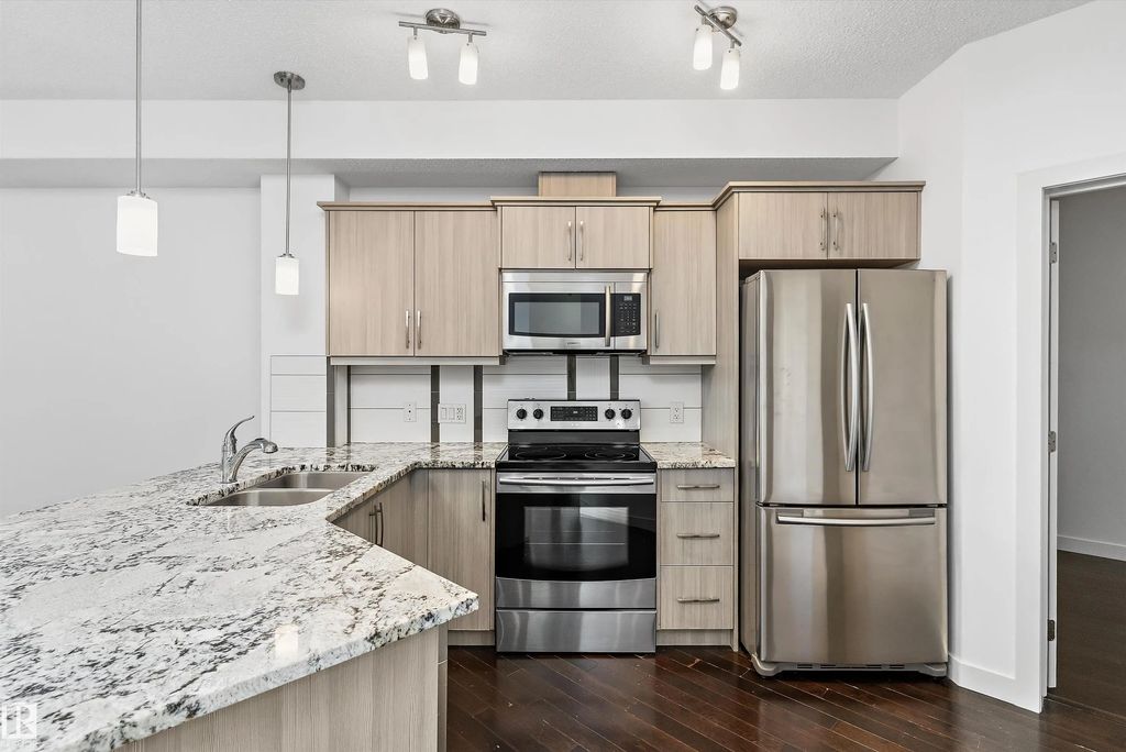 109 10523 123 Street, Edmonton