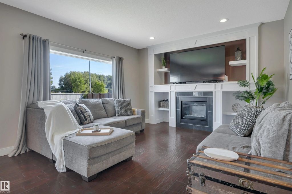 3910 49 Avenue, Beaumont