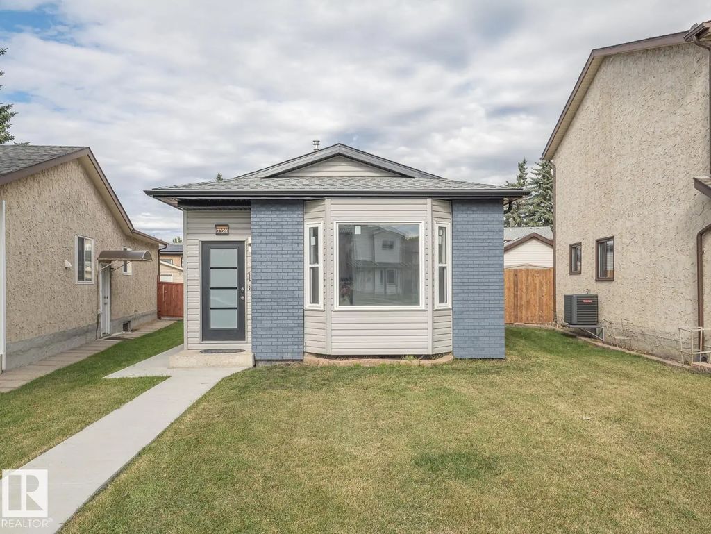 7328 183b Street, Edmonton