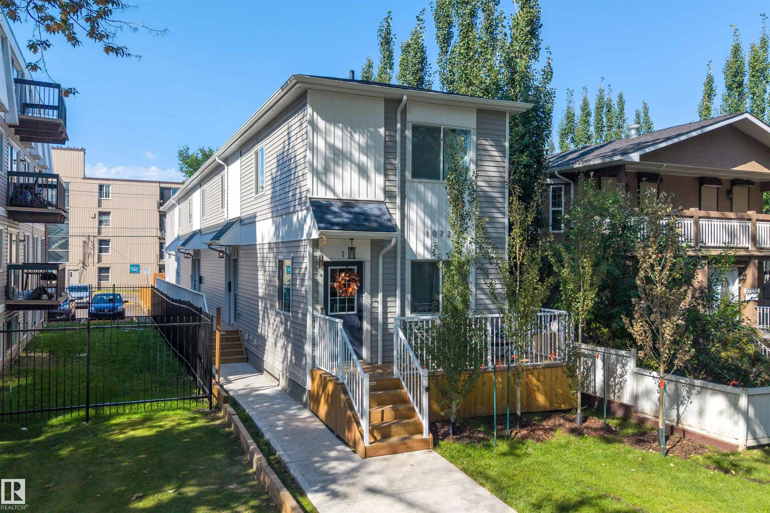 Single Family Home for Sale in Edmonton, AB