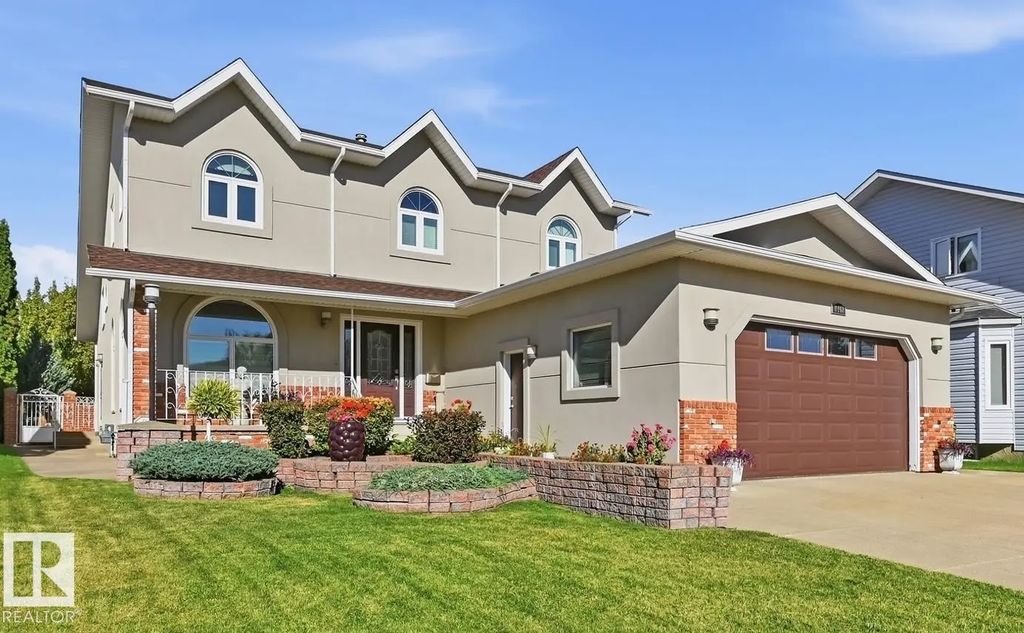 7708 158 Avenue, Edmonton
