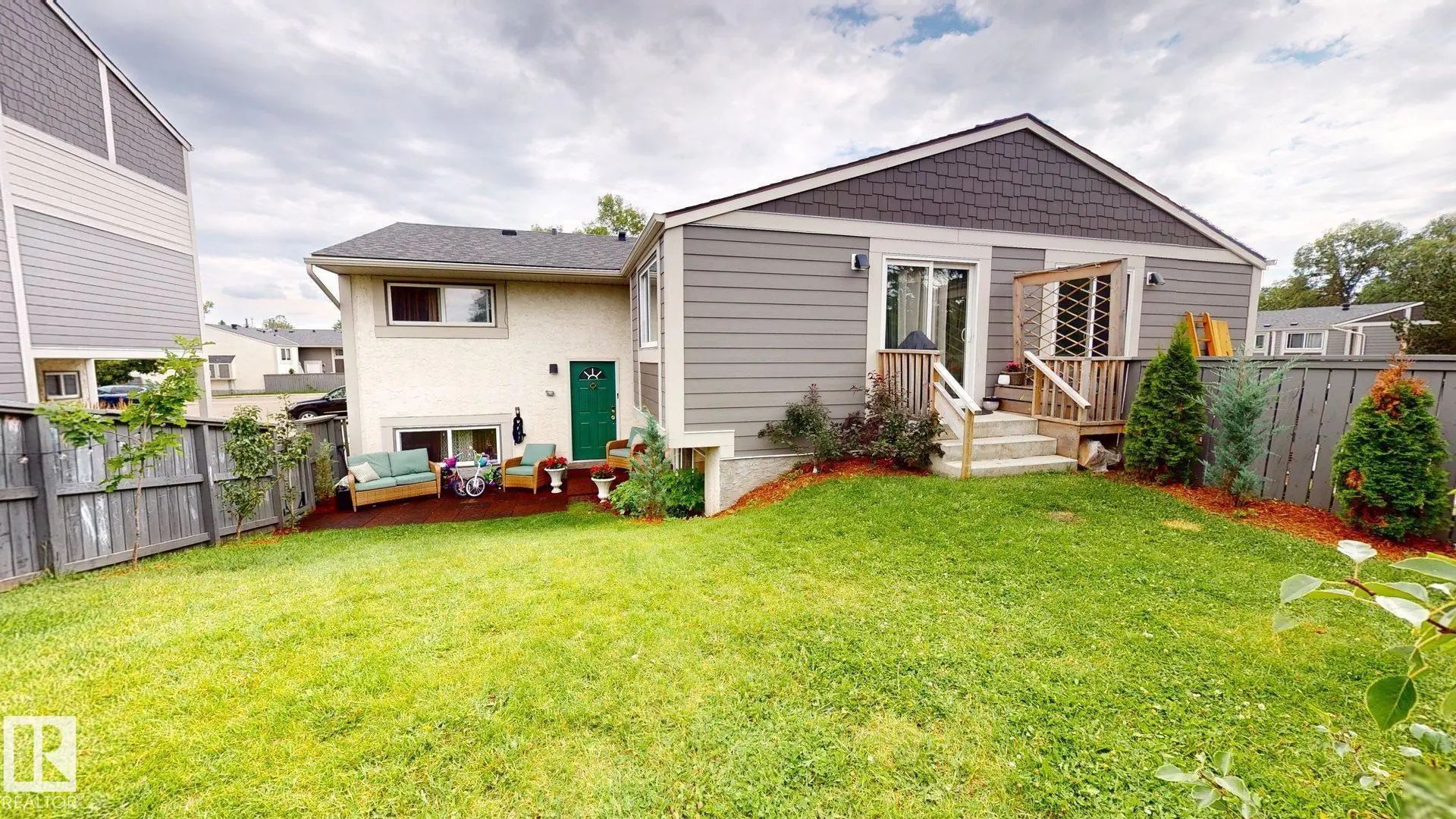 Condo / Townhouse Property for Sale at 623 Willow Court Northwest, Edmonton: MLS®# E4505645