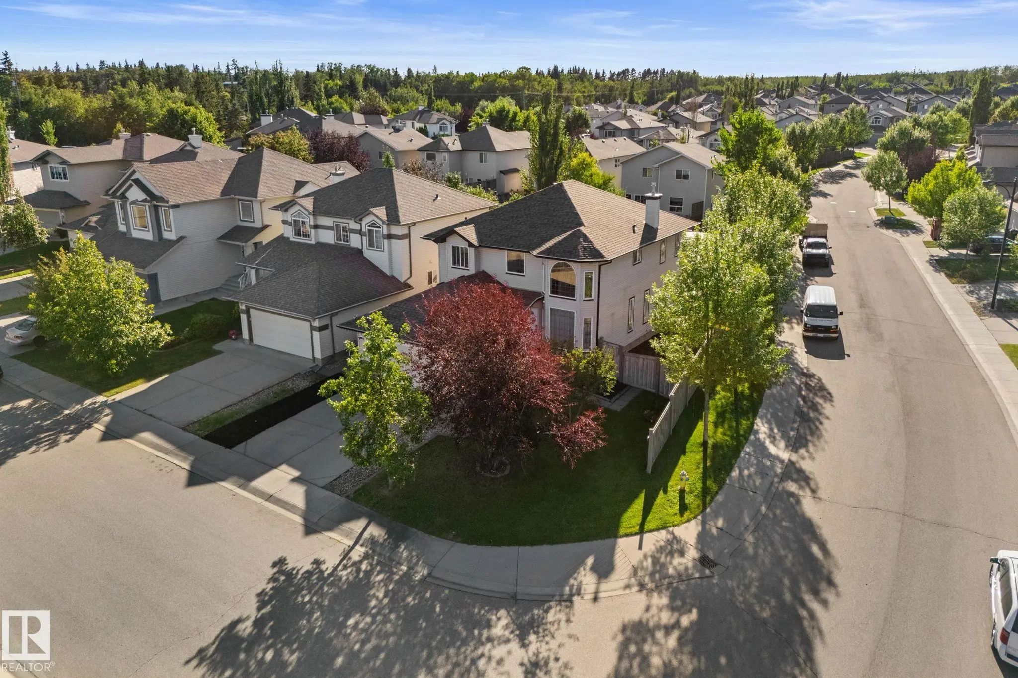 Photo for MLS®# E4506565 - home for sale at 4532 210 Street Northwest, The Hamptons, Edmonton AB