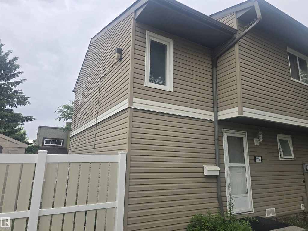 2554 79 Street, Edmonton