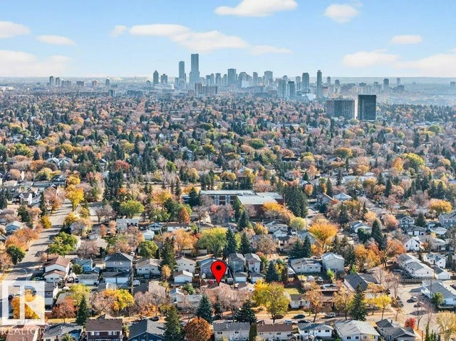 10417 10419 154 Street Nw, Edmonton