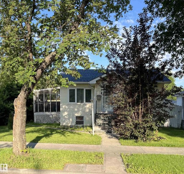 11938 70 Nw, Edmonton