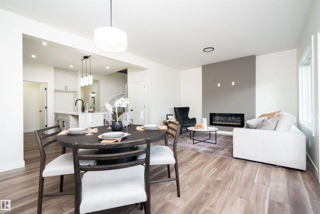 2623 5 Avenue Sw, Edmonton