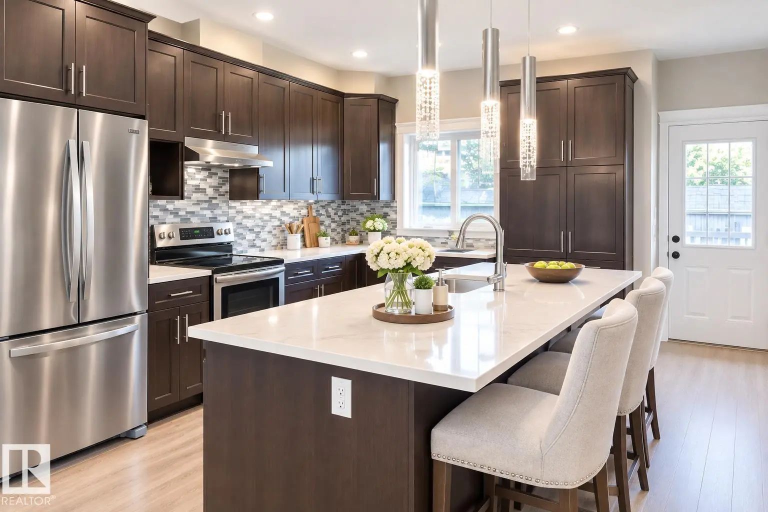 Beacon Heights Real Estate Listing, Edmonton, AB T5W 2B9