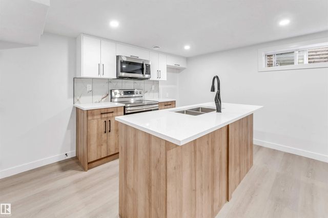 3003 36 Street, Edmonton Property Listing: MLS® #E4513930