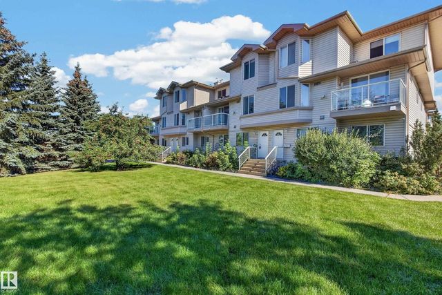 3 2505 42 Street Nw, Edmonton