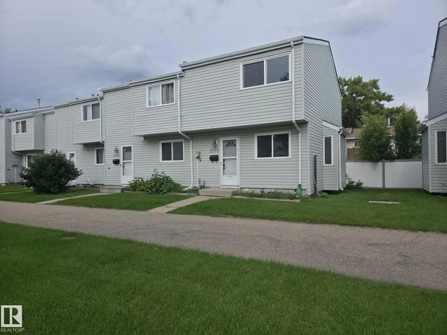 209 Dickinsfield Court Nw, Edmonton