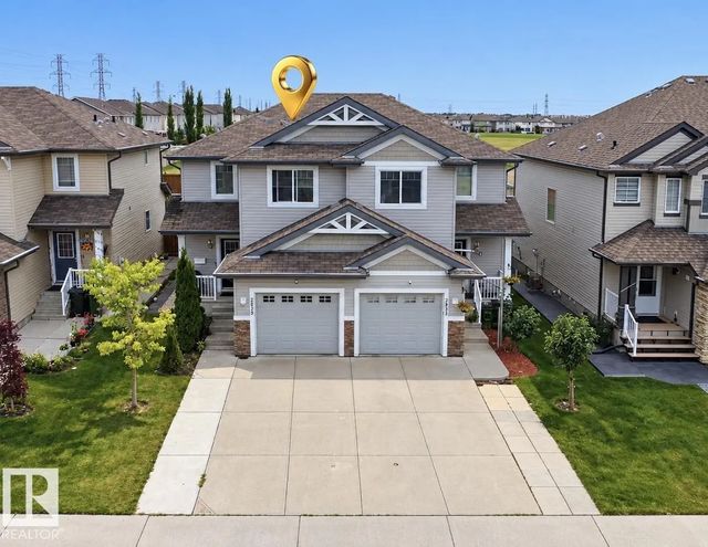 Edmonton Real Estate: Single Family Property for Sale in Laurel