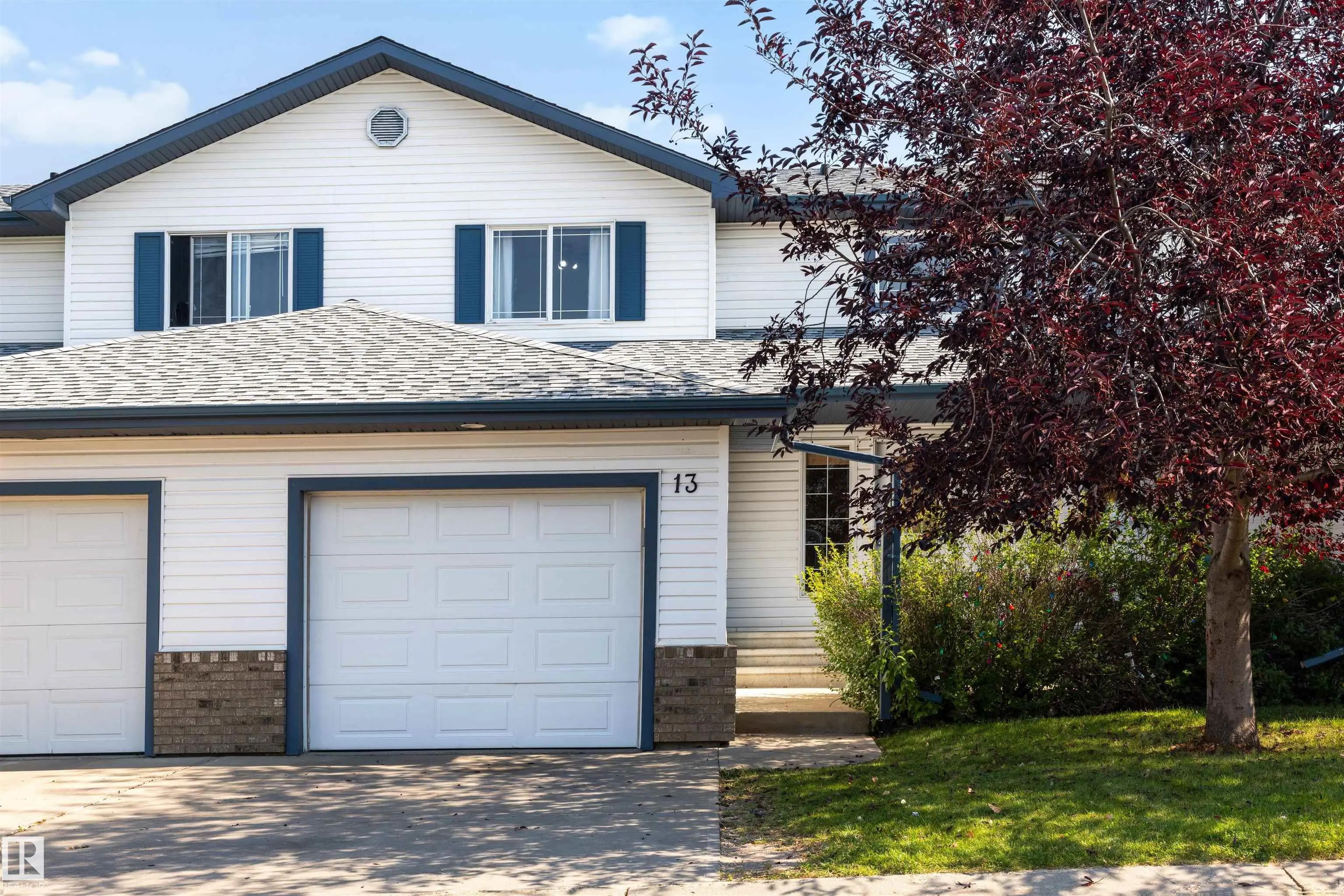 Condo / Townhouse Property for Sale at 13 450 Hyndman Crescent Northwest, Edmonton: MLS®# E4506370