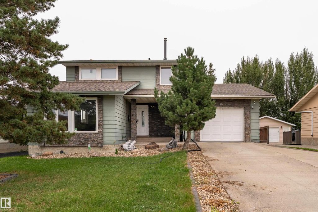 17928 93 Ave, Edmonton