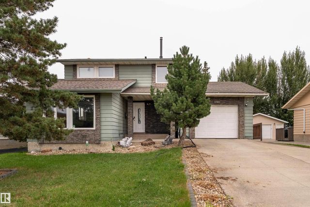 17928 93 Ave Nw, Edmonton