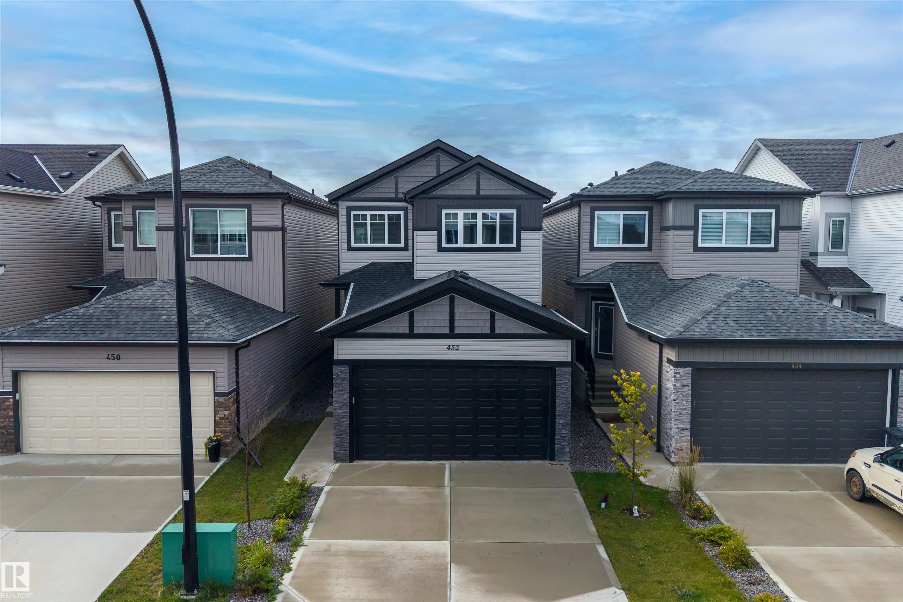 Home for Sale Located at 452 Roberts Crescent, Leduc, AB