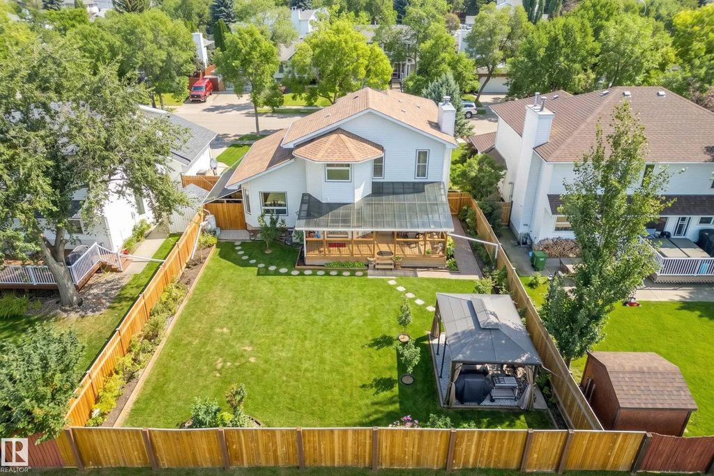 38 Deane Crescent, St. Albert