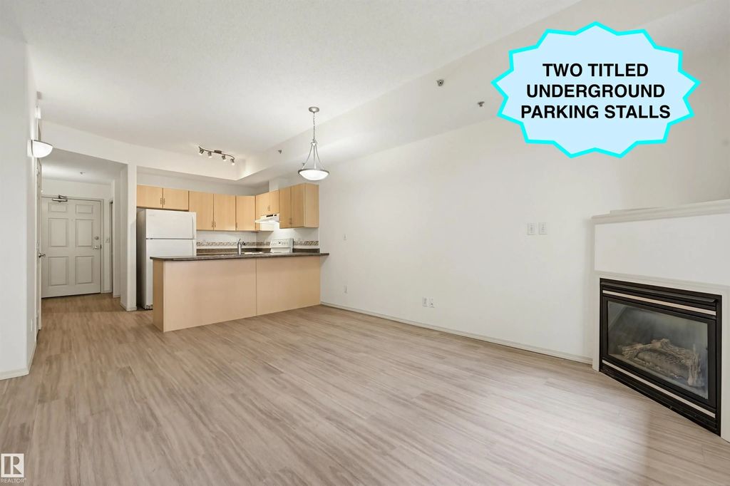 102 11103 84 Avenue, Edmonton
