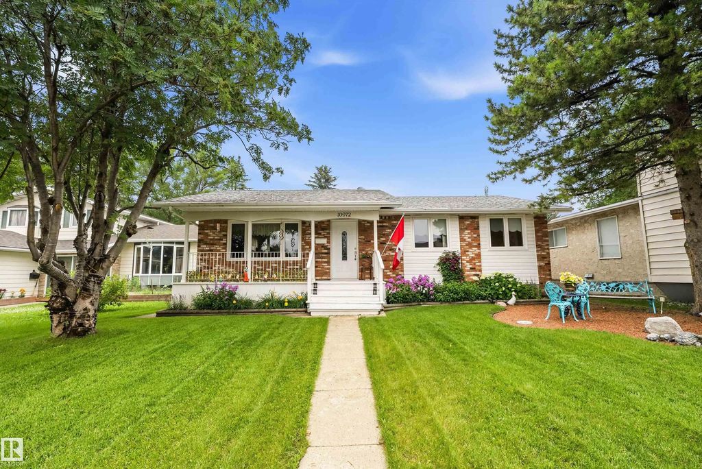 10972 35 Avenue, Edmonton