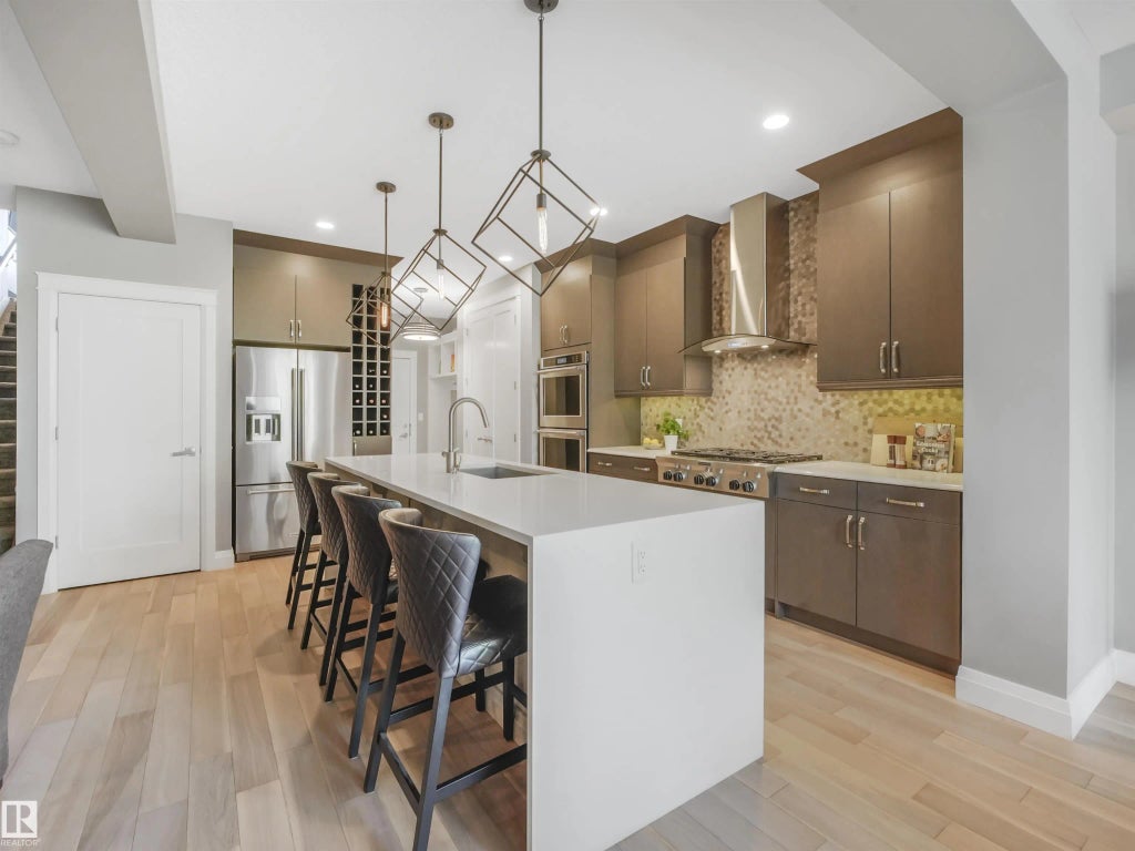 4162 Charles Link, Edmonton