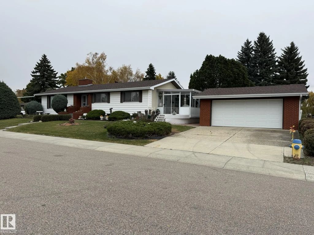 15207 73a Street, Edmonton