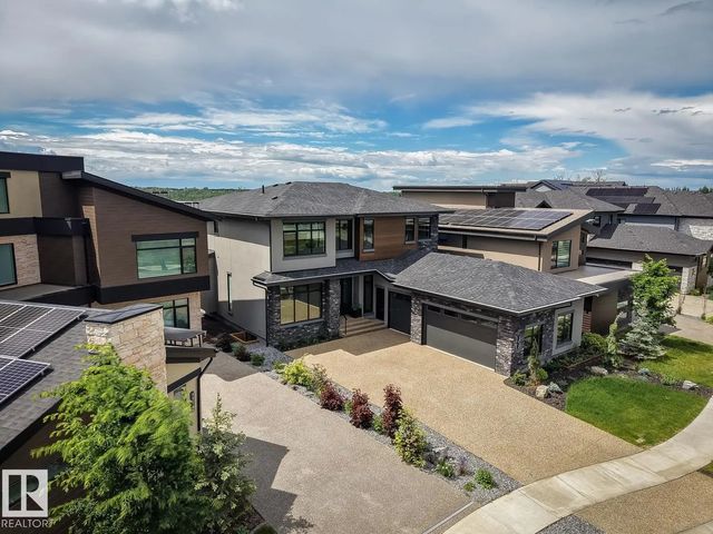 4812 Knight Crescent Sw, Edmonton