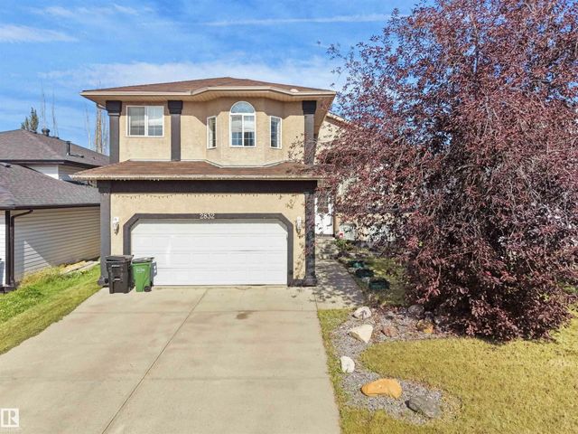 2832 36b Avenue Nw, Edmonton