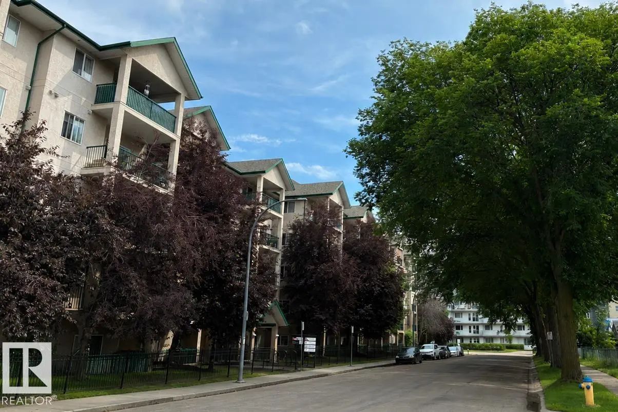 Photo for MLS®# E4503384 - home for sale at 231 11325 83 Street Northwest, Parkdale (Edmonton), Edmonton AB