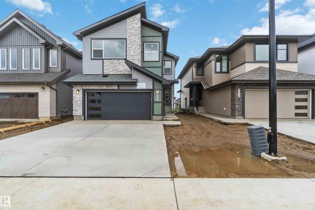 2232 5 Avenue Sw, Edmonton